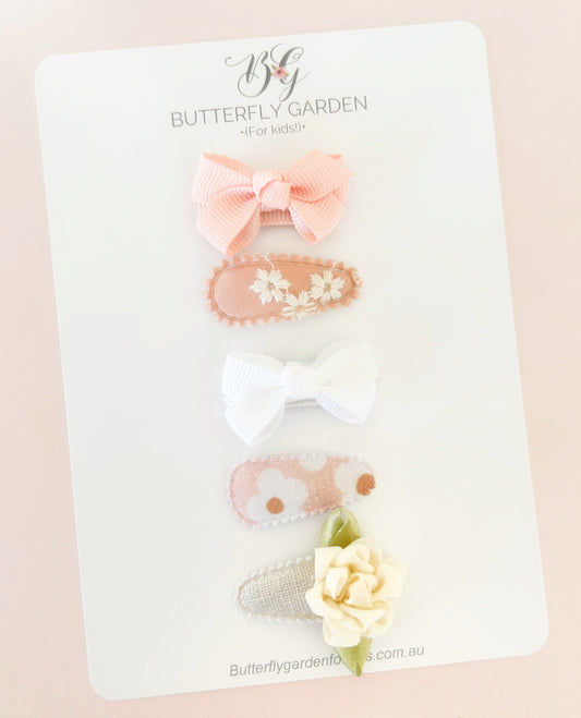 Essentials Set Blossoms & Bows Peaches