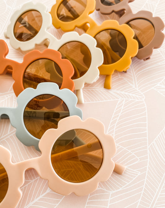 Retro Daisy Sunnies - new Matte edition!