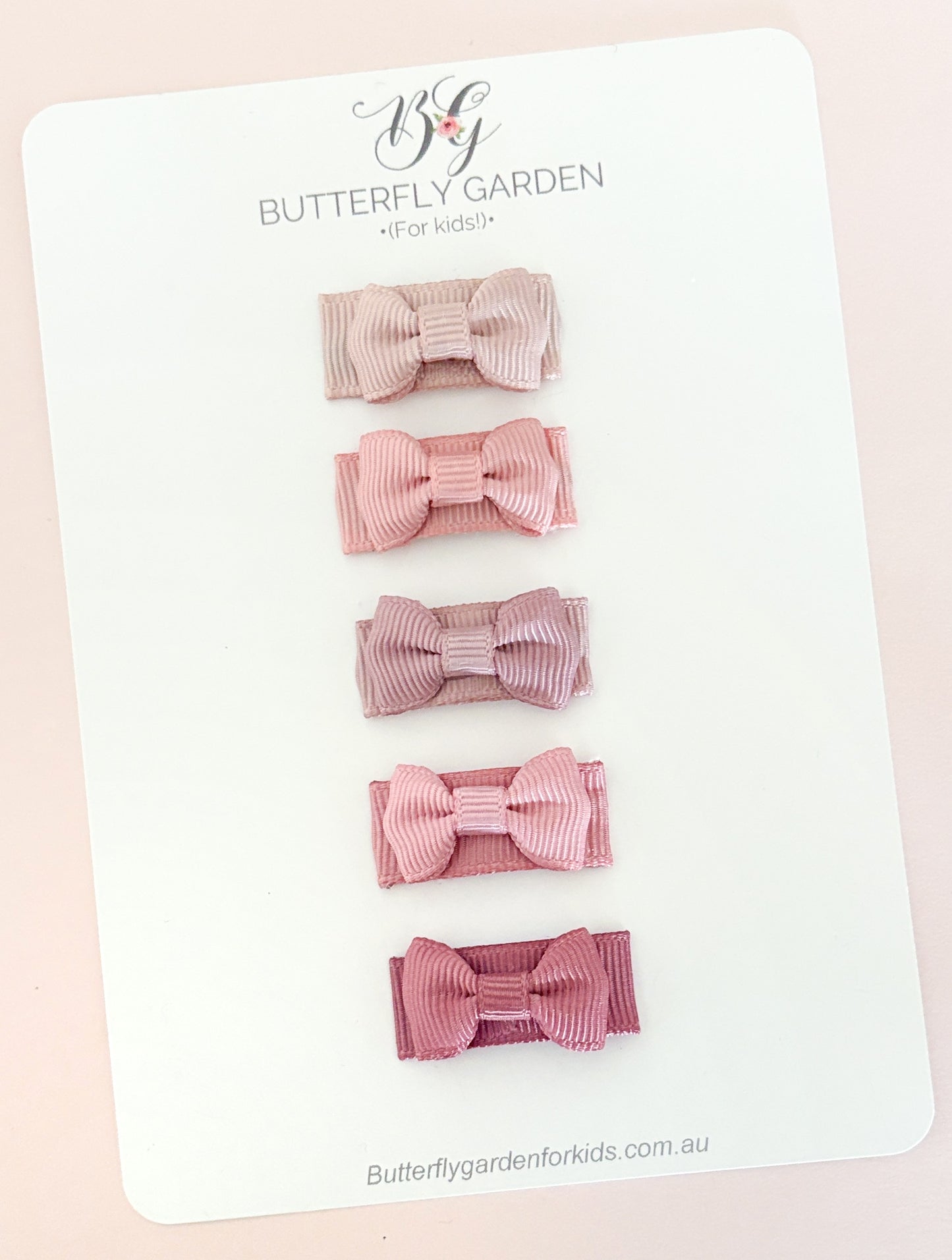 New! Essentials Delicate Bow set x 5 baby nonslip clips - Amelie