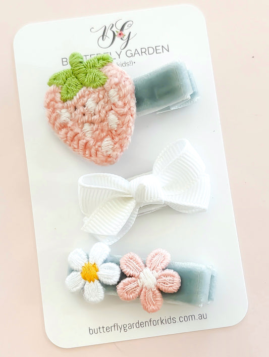 Strawberry Shortcake hair clip trio