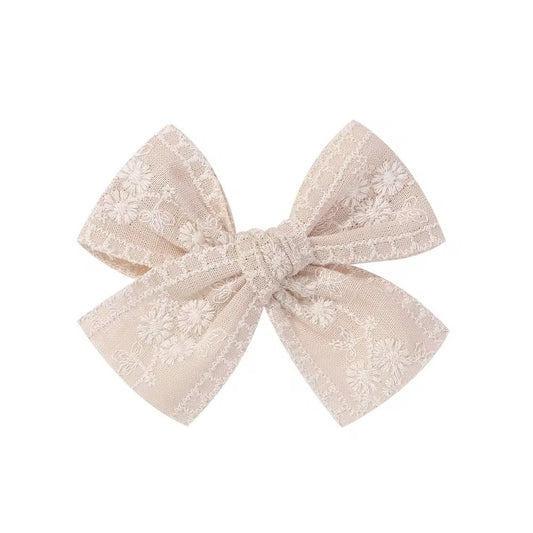 Pixie Bows embroidery hair clip - Latte
