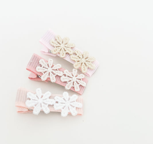 Blossoms Mini Fringe Clip trio