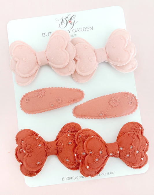 New! Scalloped Bows Twinset Blush- Fringe Clips (Copy)