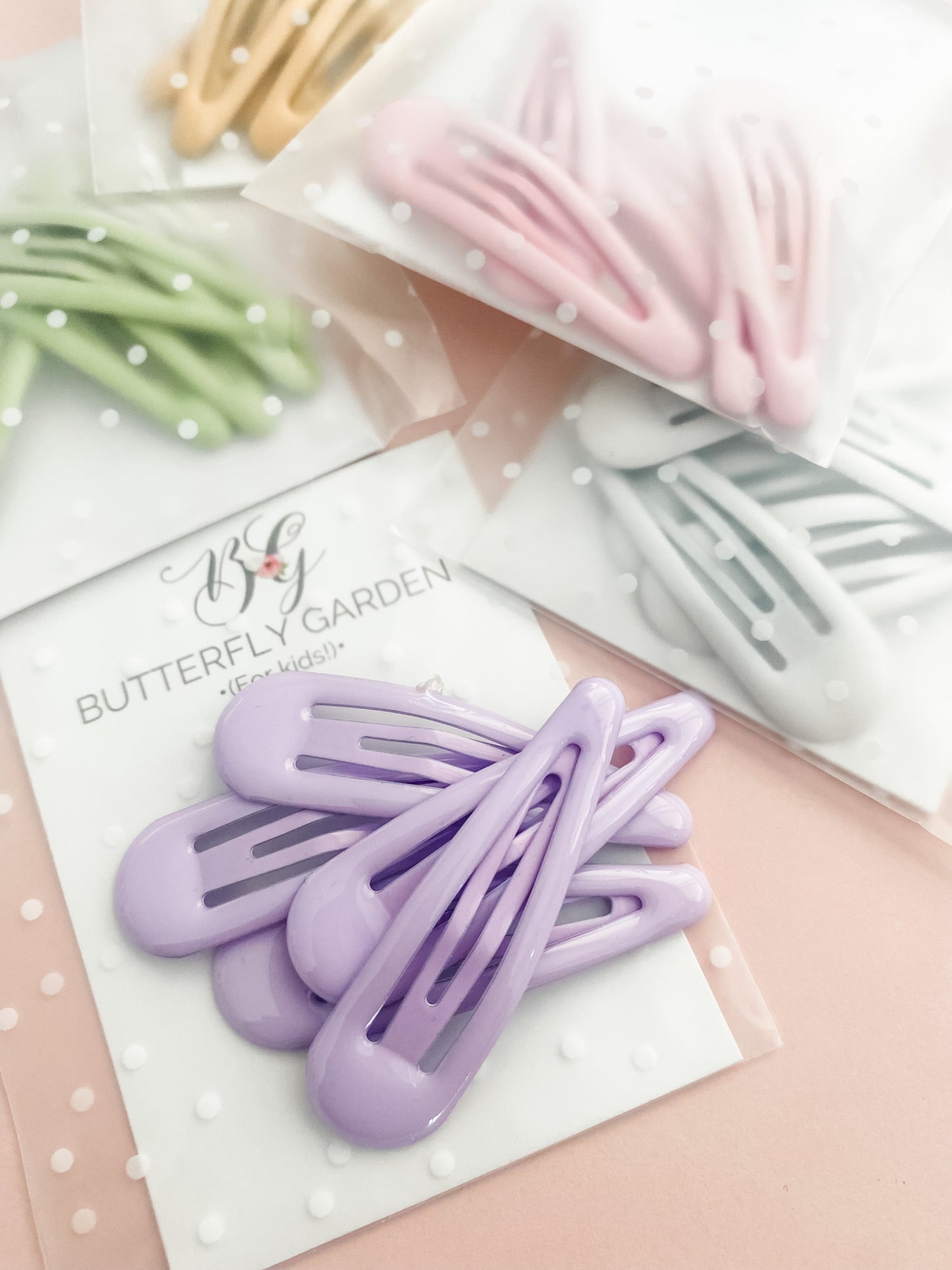 Glossy Snap Clips - 6 colours to choose from!