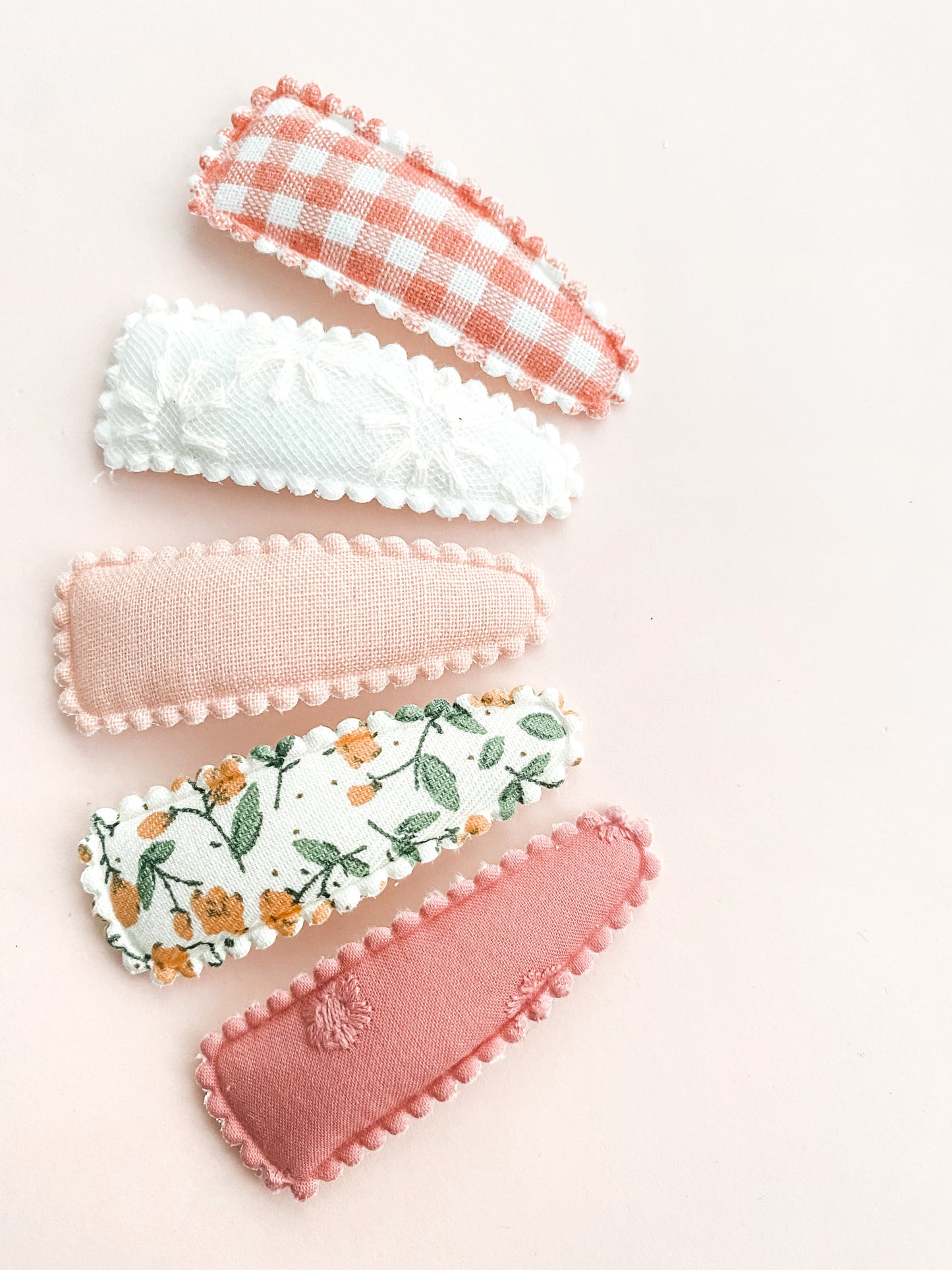 Aurora fabric snap clip set